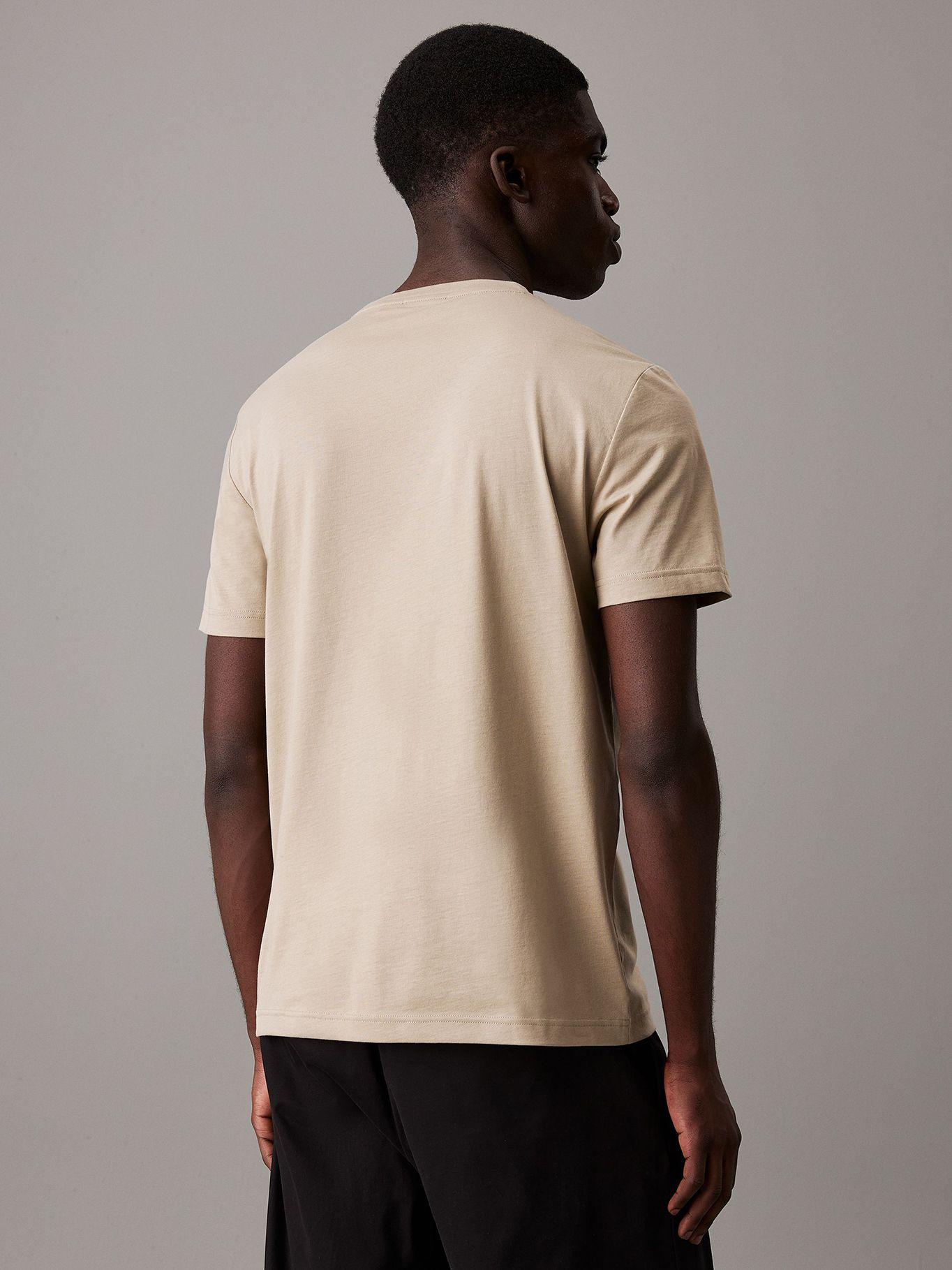 Polera Liquid Touch Beige Calvin Klein-2