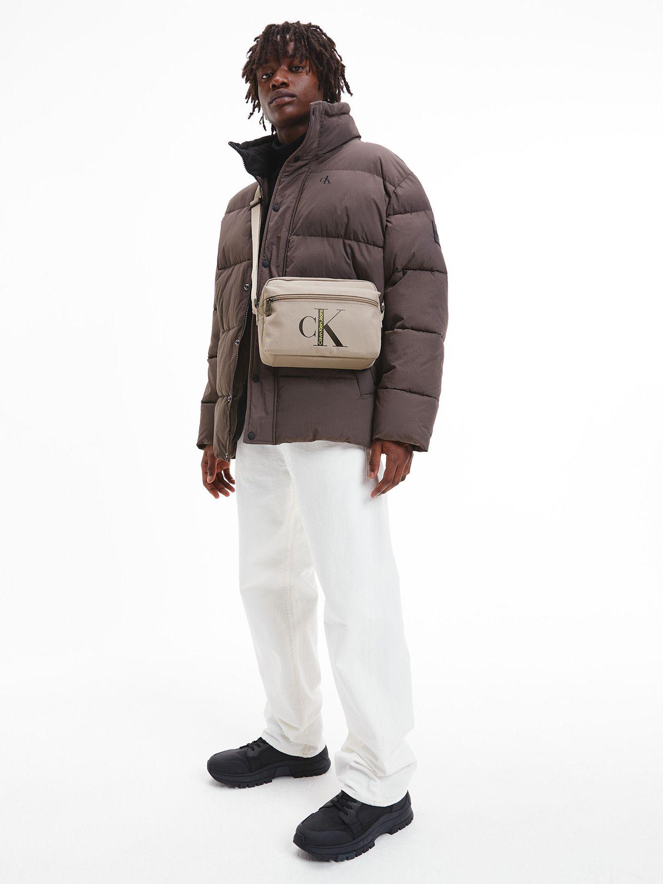 Cartera Sport Essentials Beige Calvin Klein-4