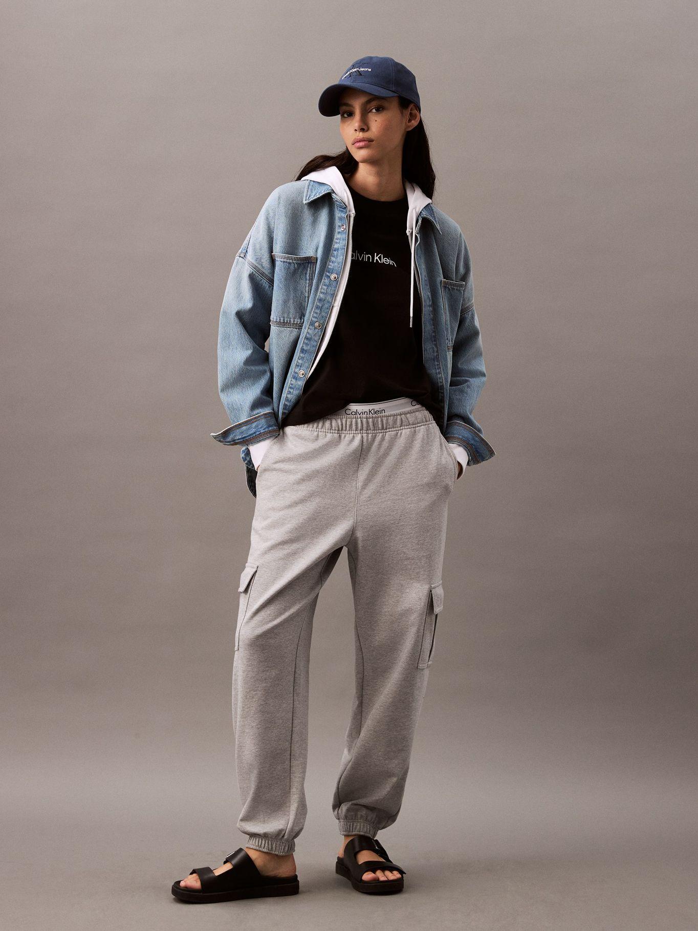 Polera Relaxed Logo Estándar Negro Calvin Klein-1