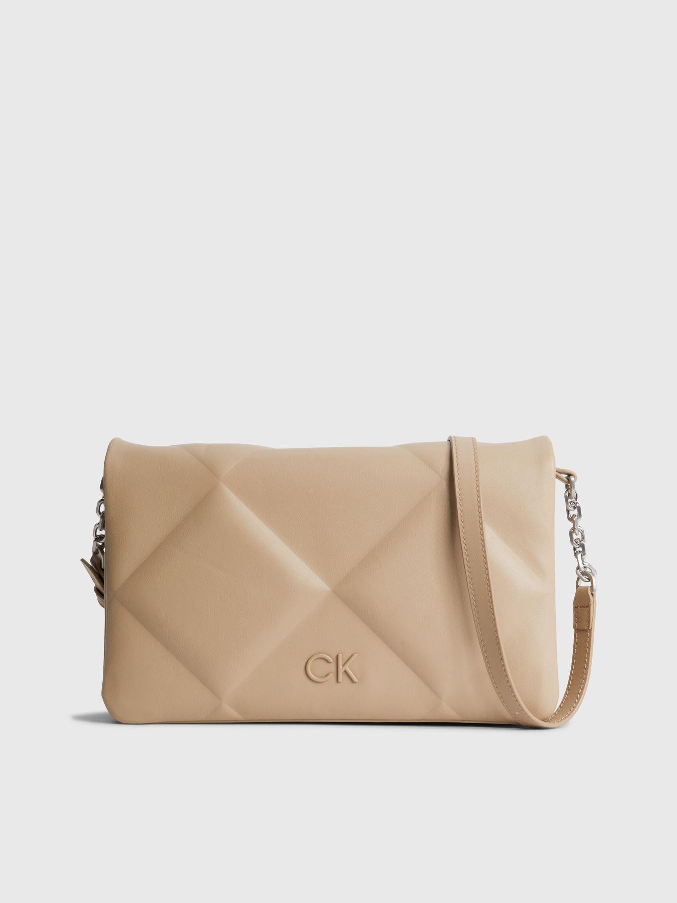 Cartera Re-Lock Quilt Should Beige Calvin Klein-0