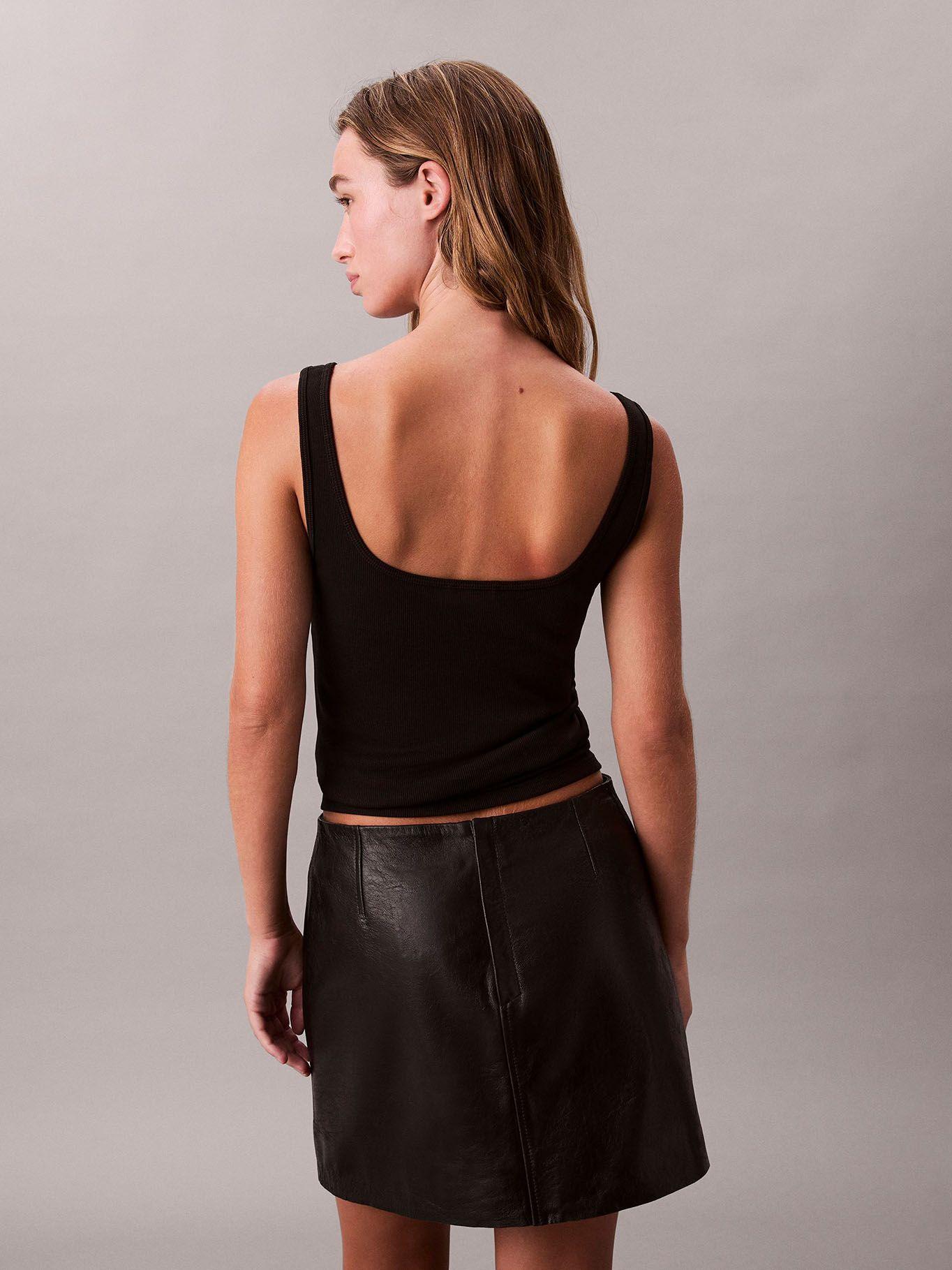 Polera Acanalada con Monograma Negro Calvin Klein-2
