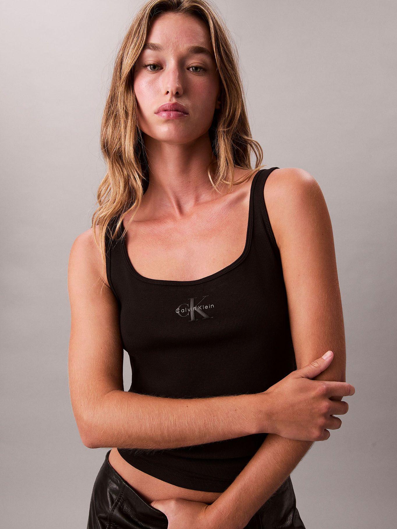 Polera Acanalada con Monograma Negro Calvin Klein-3