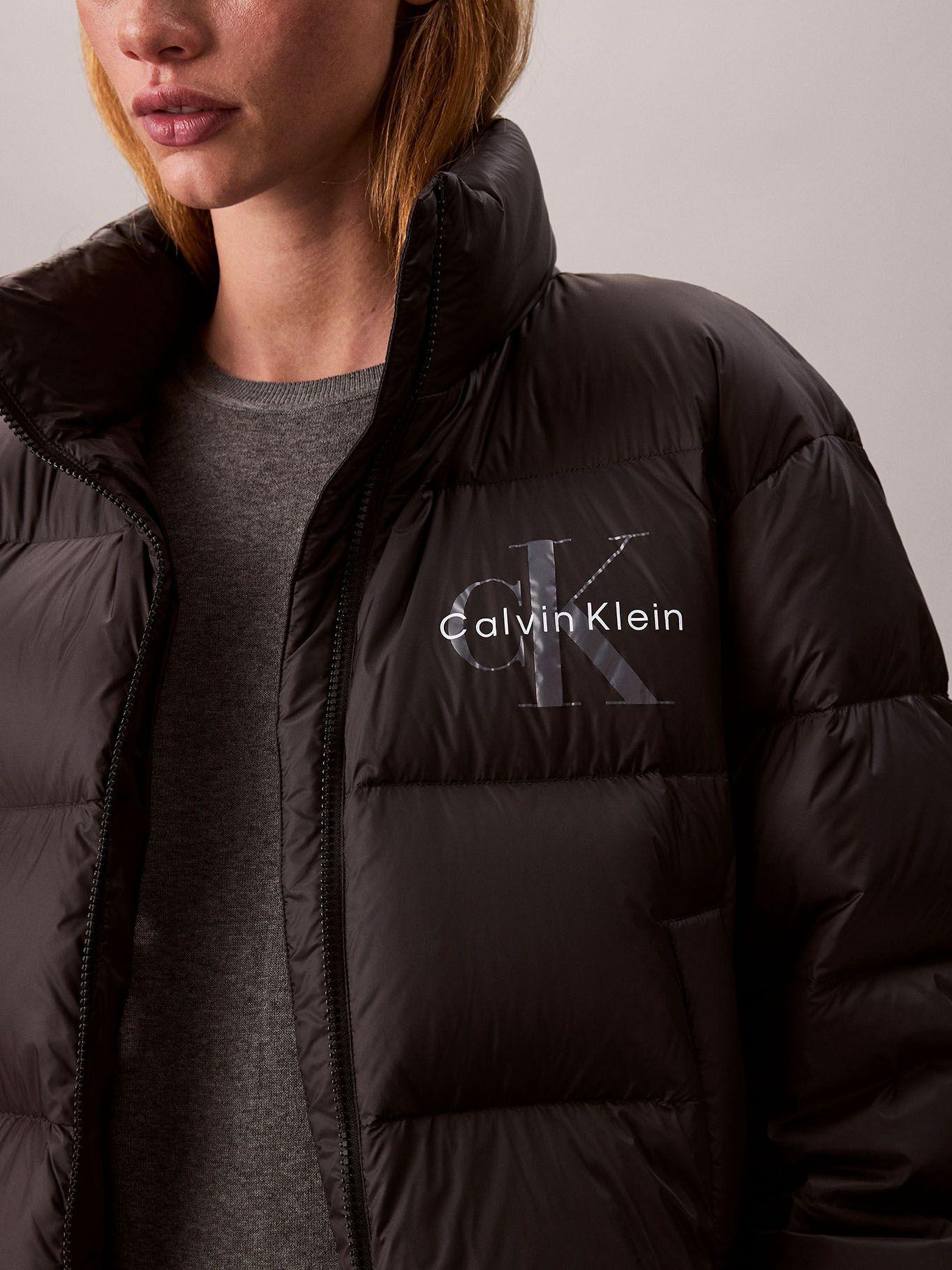 Parka Acolchada con Logo Gráfico Negro Calvin Klein-5