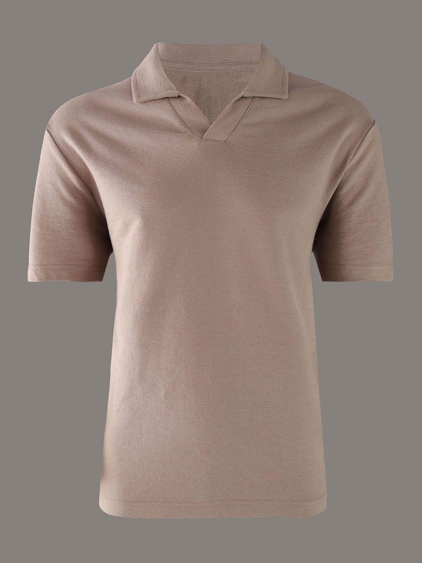 Polo texturizado con tejido crepé Beige Calvin Klein-4