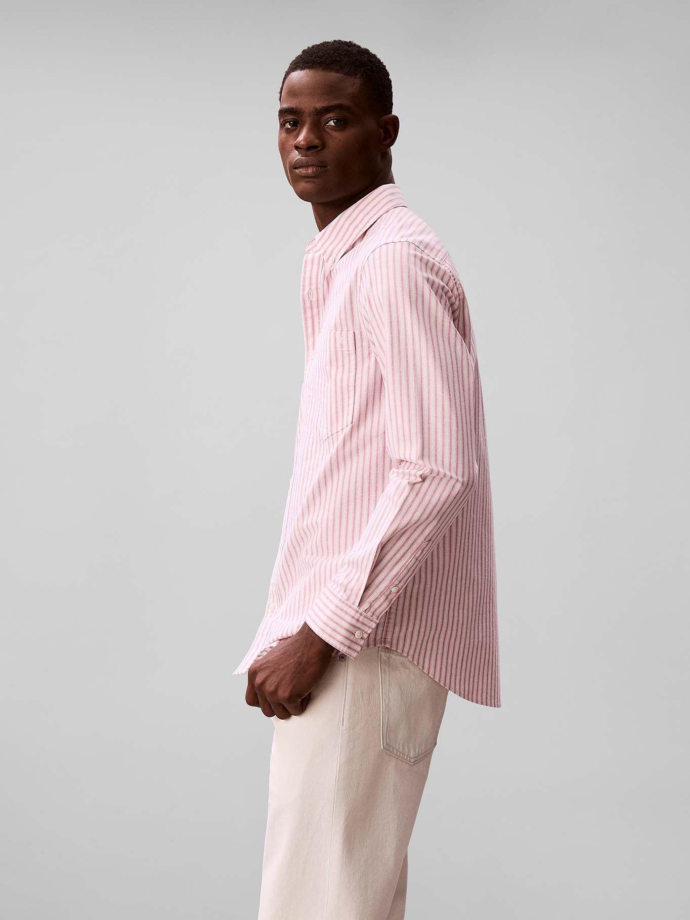 Camisa Oxford de Rayas con Bolsillo Rosado Calvin Klein-3