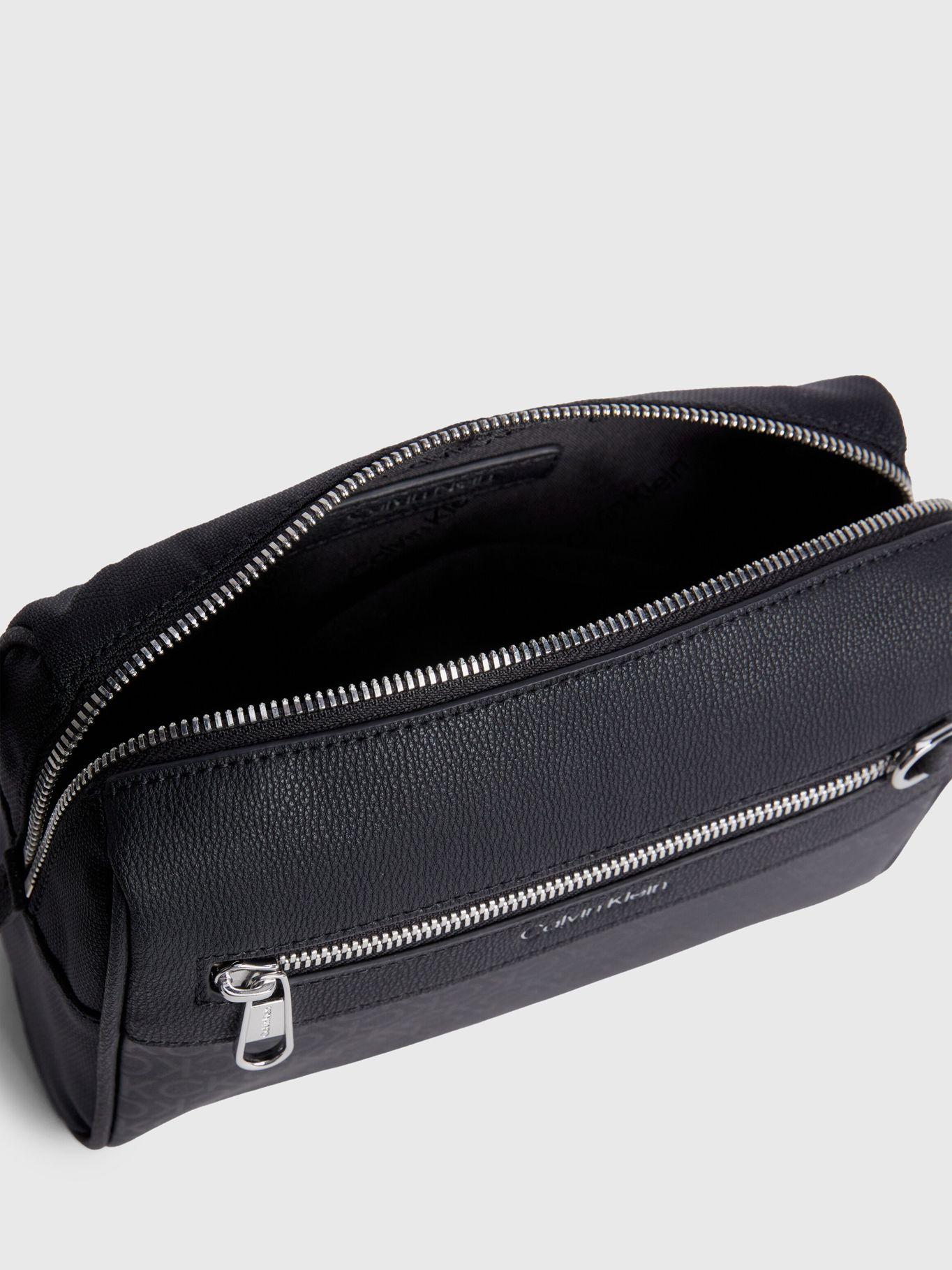 Neceser Elevated Washbag Negro Calvin Klein-2