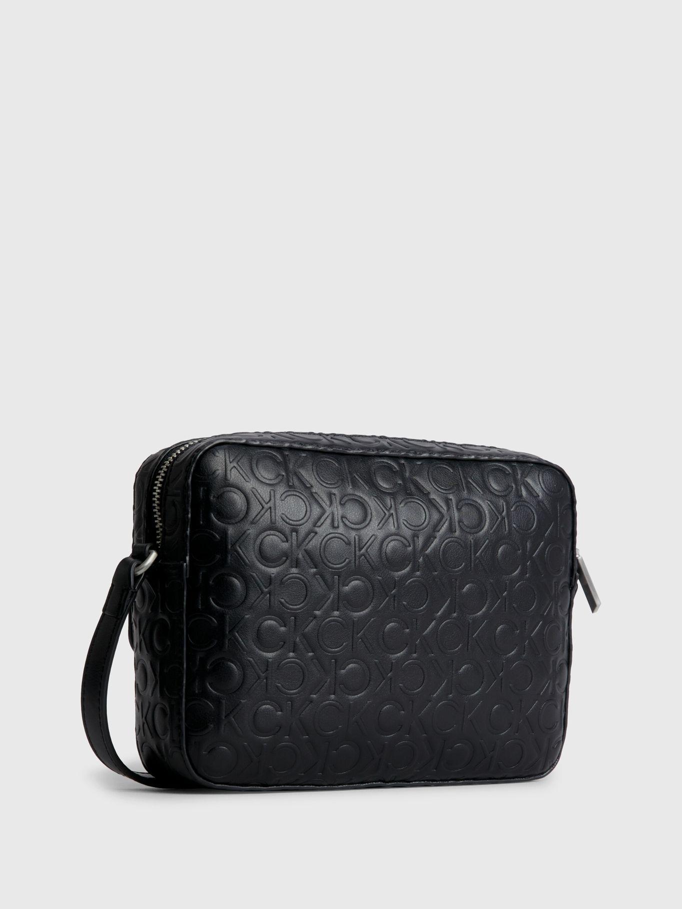 Bandolera Re-Lock Camera Reciclada Negro Calvin Klein-1