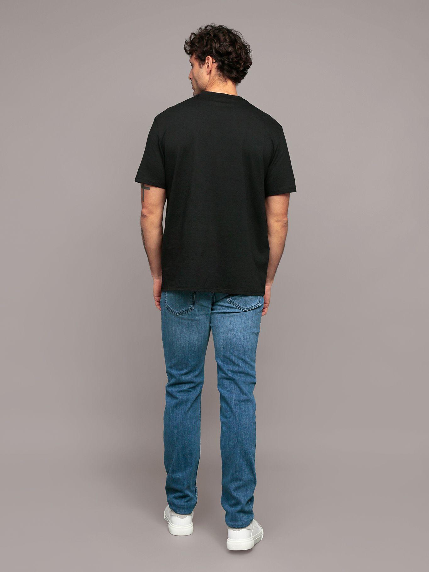 Polera con gráfico de rayas en barra Negro Calvin Klein-2