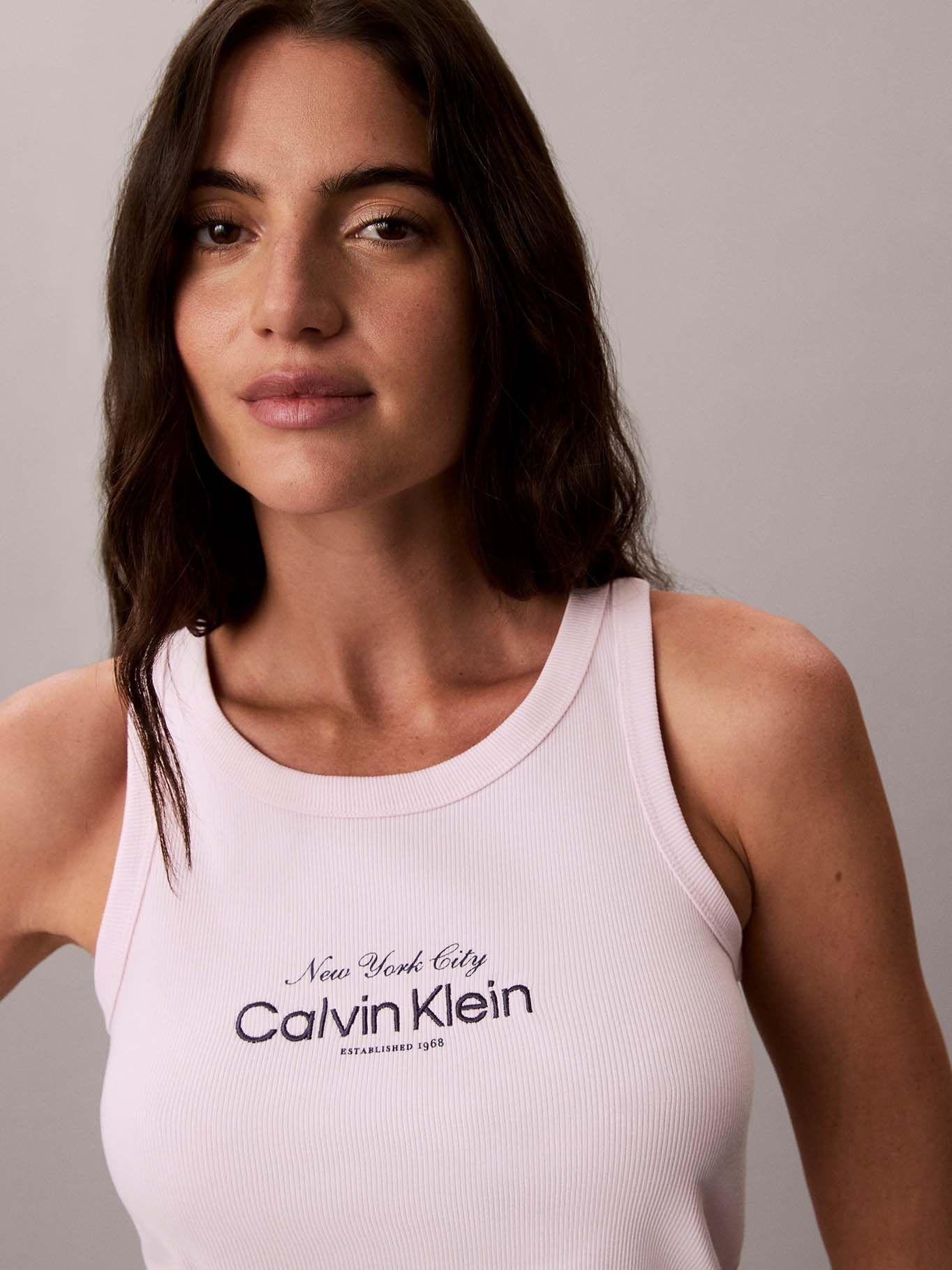 Polera sin Mangas Logo NYC Rosado Calvin Klein-4