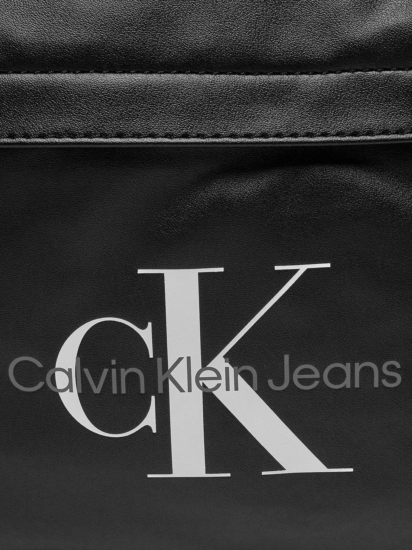 Mochila Monogram Soft Campus Negro Calvin Klein-3