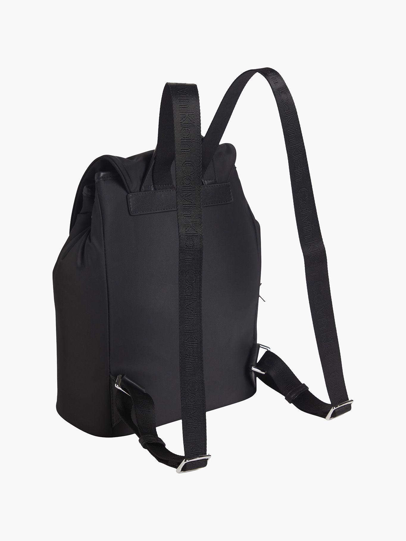 Cartera Ck Must Nylon Backpack Negro Calvin Klein-1