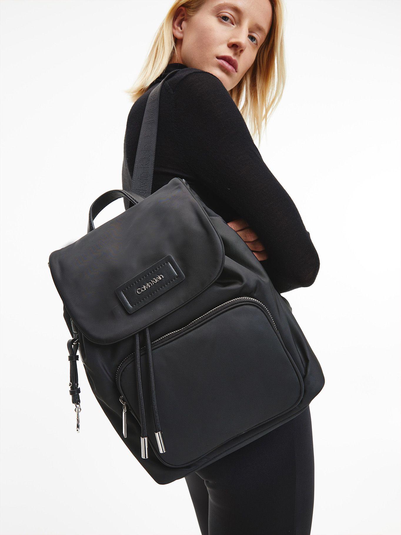 Cartera Ck Must Nylon Backpack Negro Calvin Klein-3