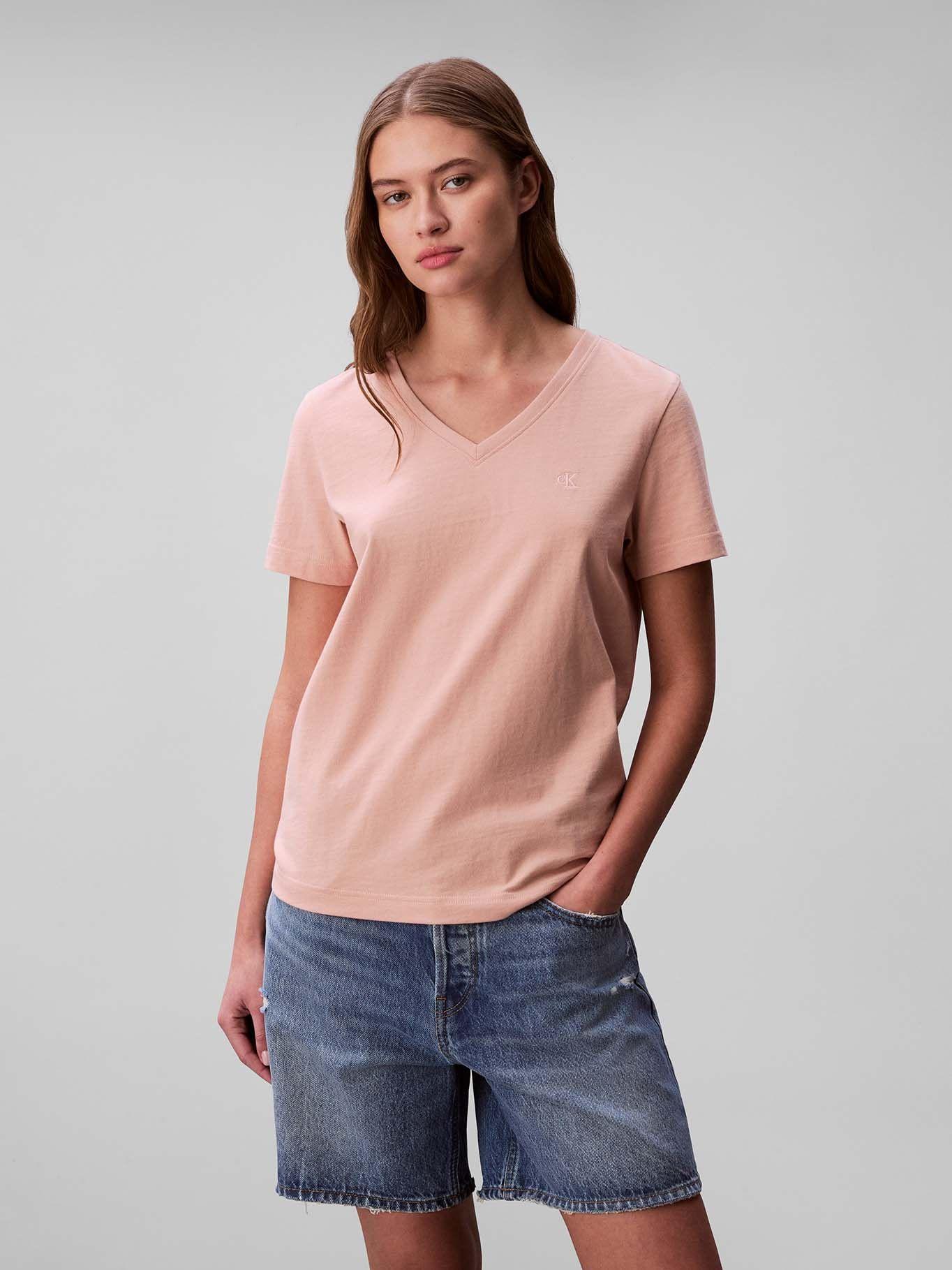 Polera Cuello en V y Logo Archive Rosado Calvin Klein-0