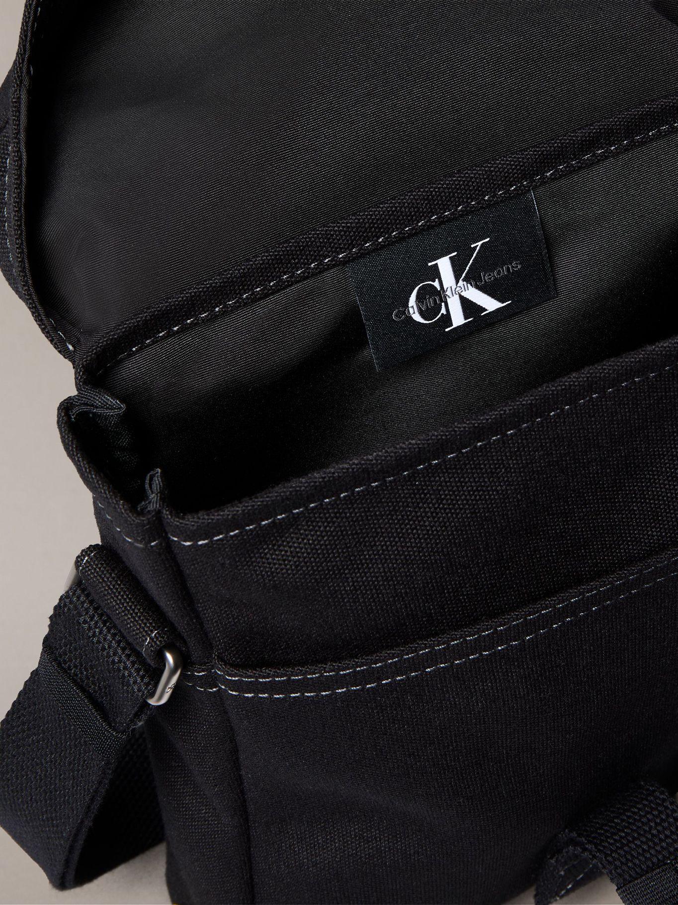 Bolso Bandolera Workwear Negro Calvin Klein-2