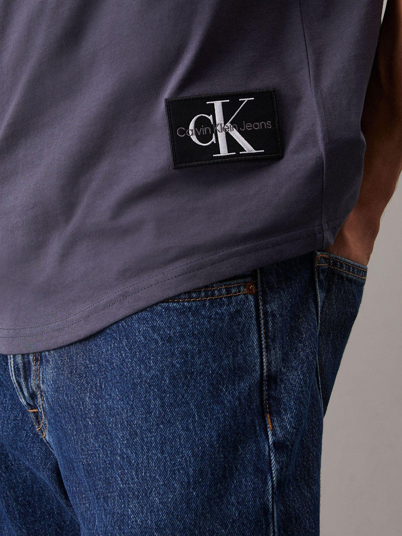 Polera de algodón con insignia Azul Calvin Klein-3