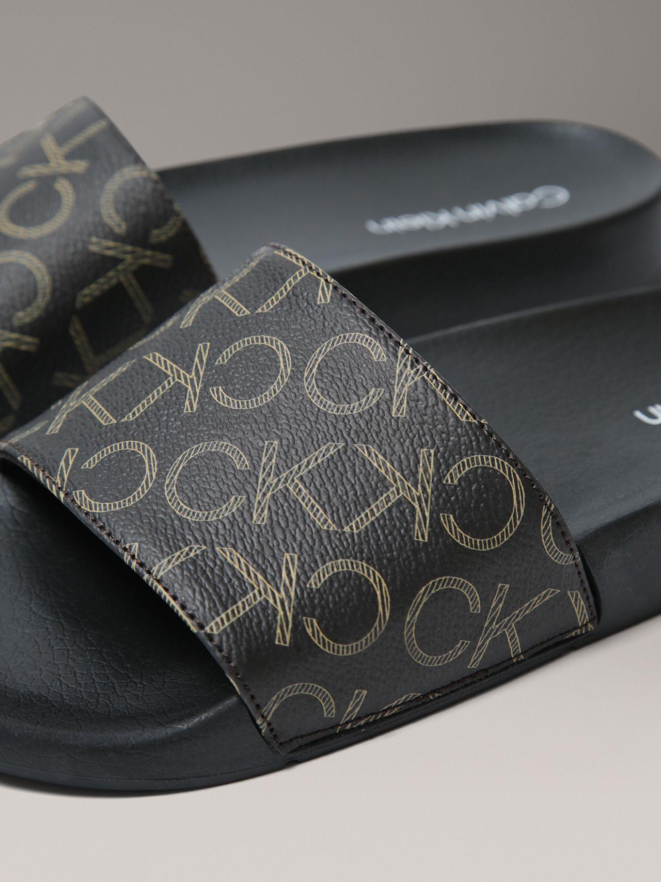 Sandalias con Estampado de Monograma Negro Calvin Klein-6