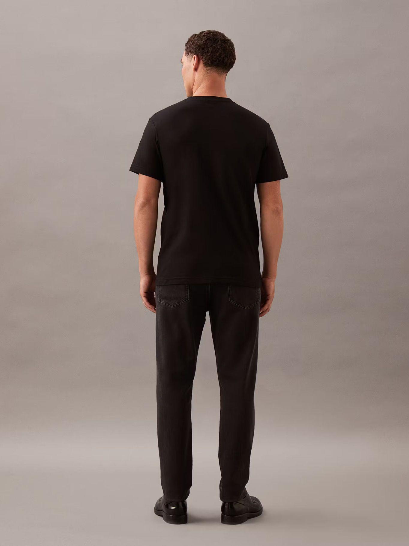 Polera con logotipo en caja pequeña Negro Calvin Klein-2