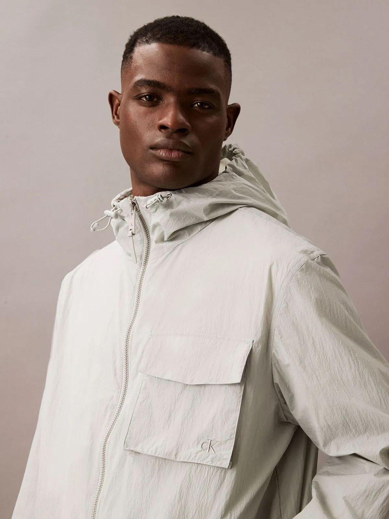 Cortaviento de Nailon Beige Calvin Klein-3