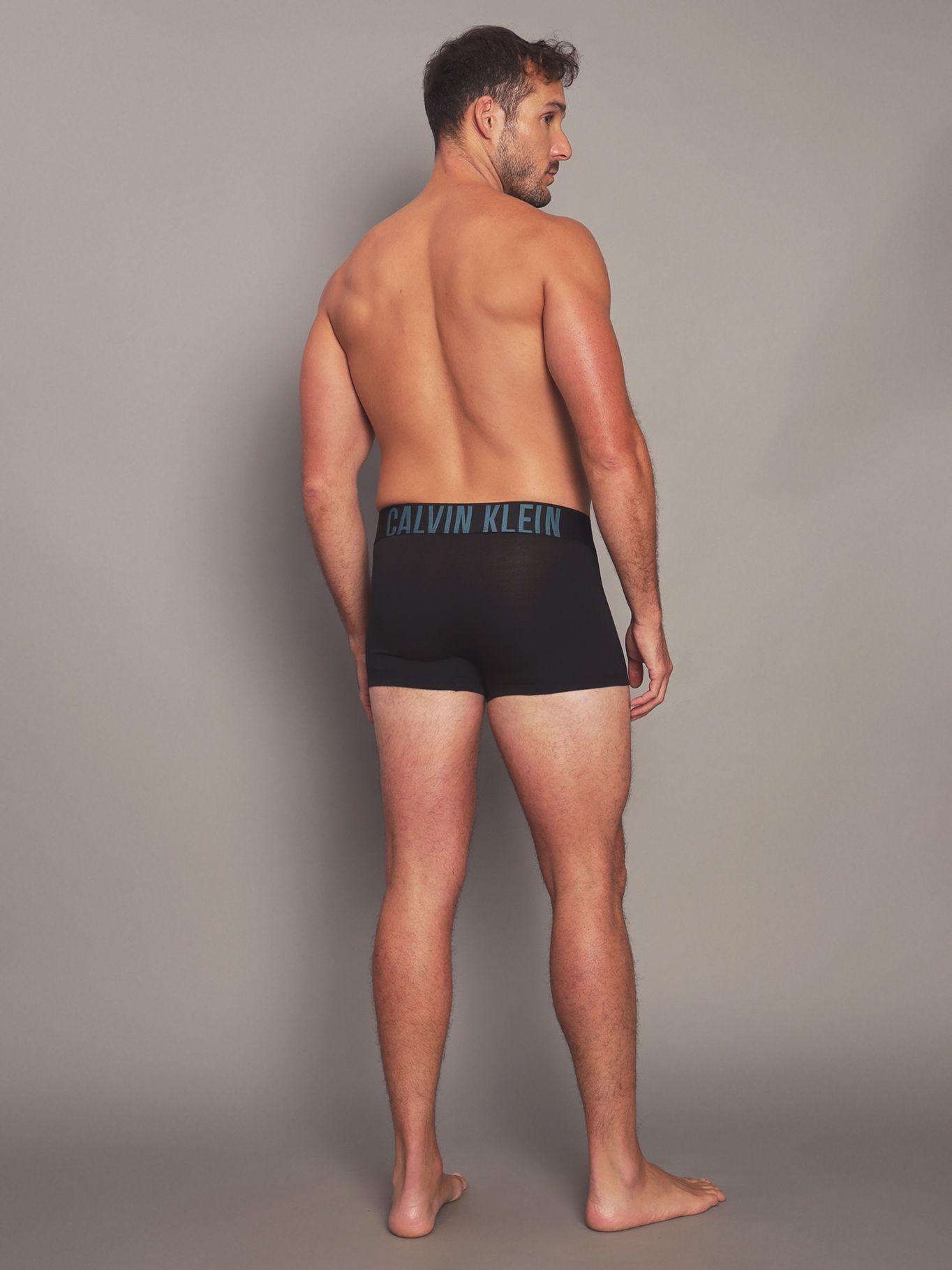 Pack 3 Bóxers Trunk Intense Power Negro Calvin Klein-3