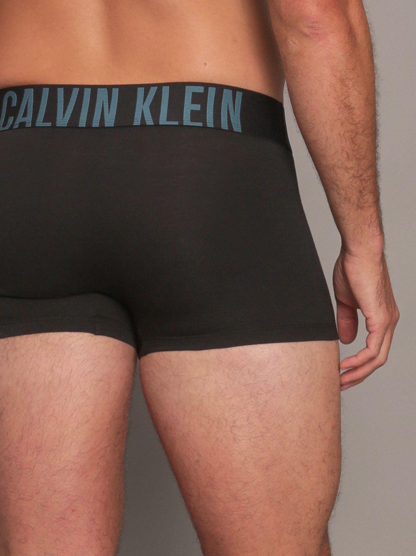 Pack 3 Bóxers Trunk Intense Power Negro Calvin Klein-4