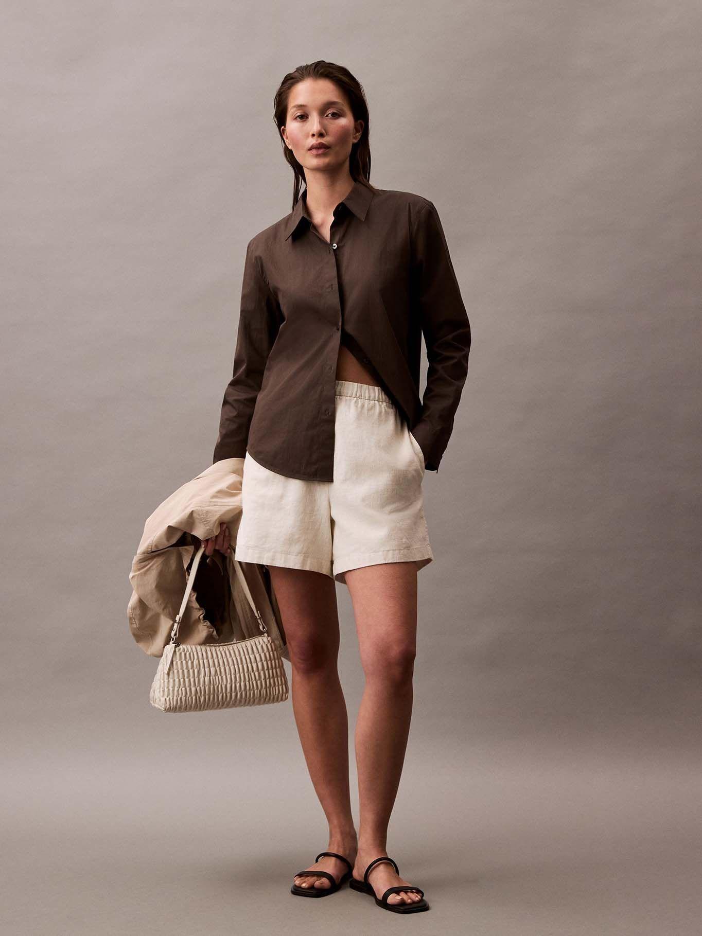 Short Pull On de Lino Verde Calvin Klein-0