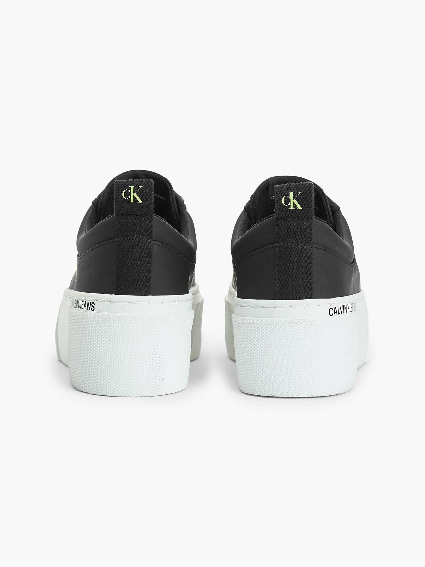 Zapatilla Urbana Vulcanized Flatform Negro Calvin Klein-6