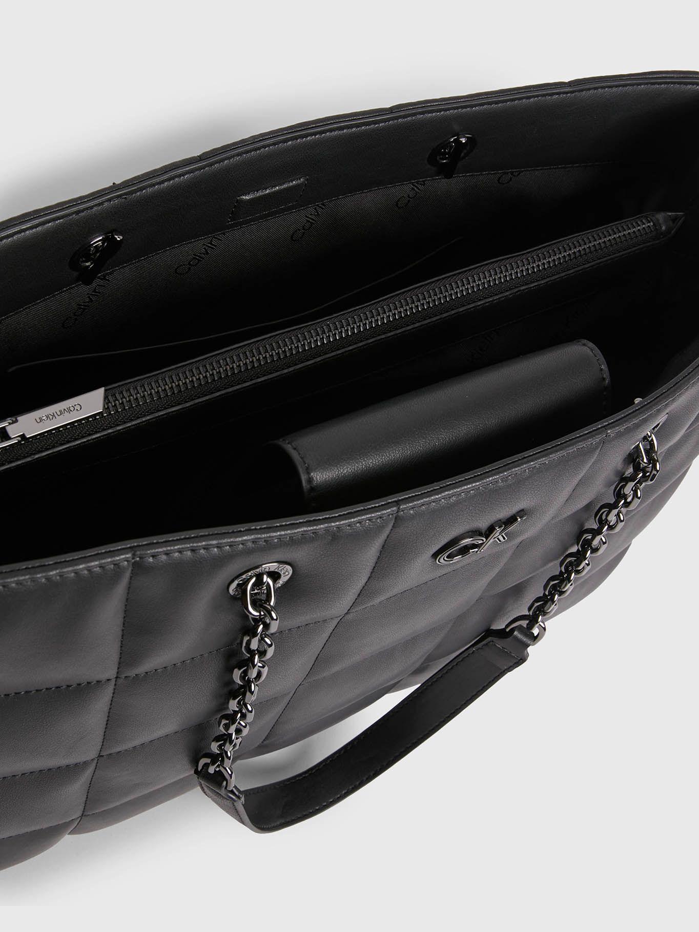 Bolso tote grande reciclado y acolchado Negro Calvin Klein-4