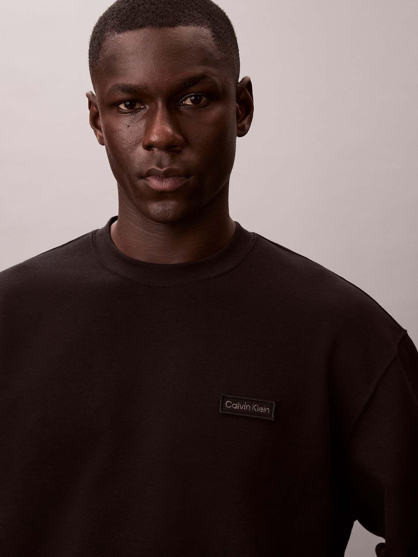 Polerón de Corte Clásico con Parche Negro Calvin Klein-4