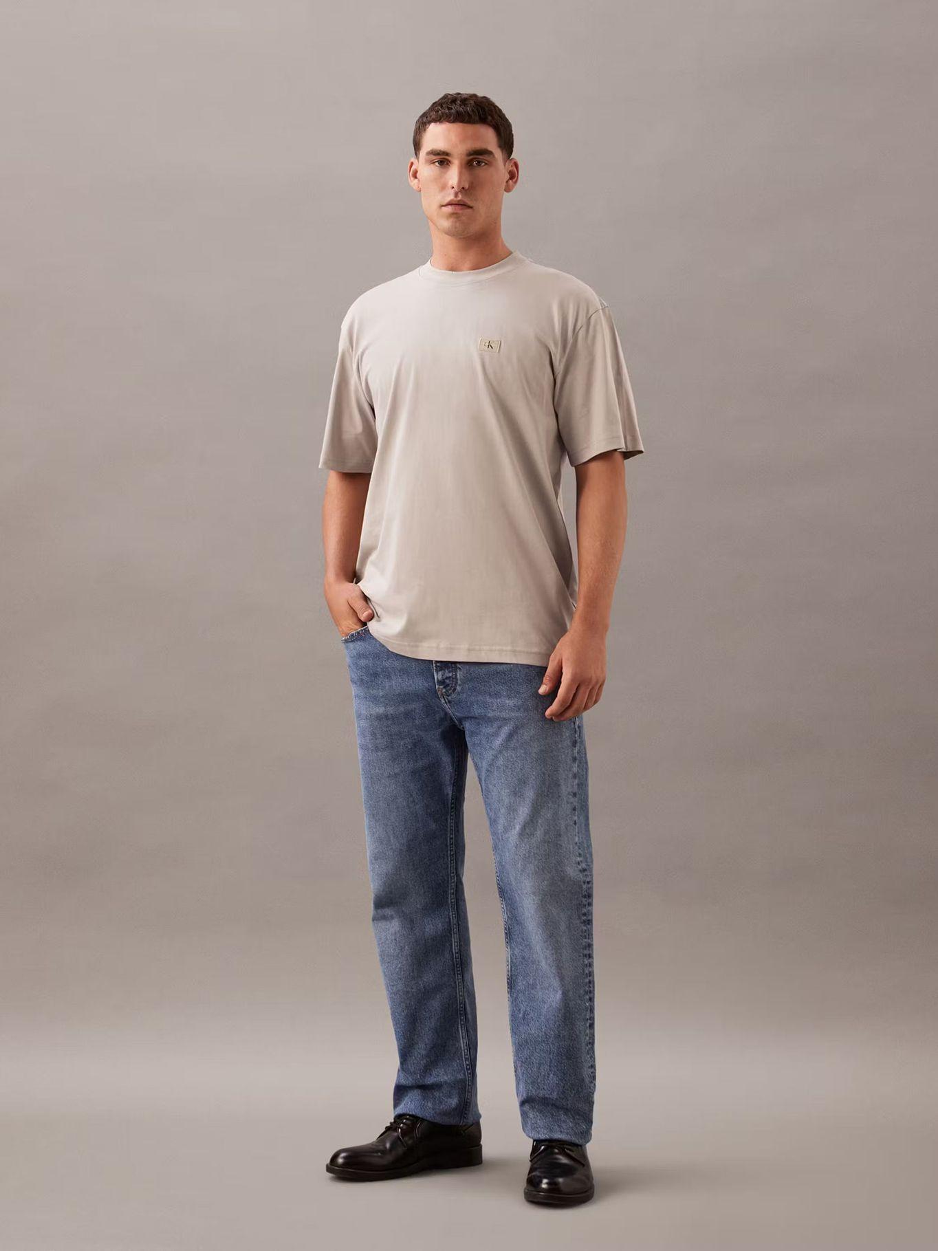 Polera relaxed con etiqueta Beige Calvin Klein-1