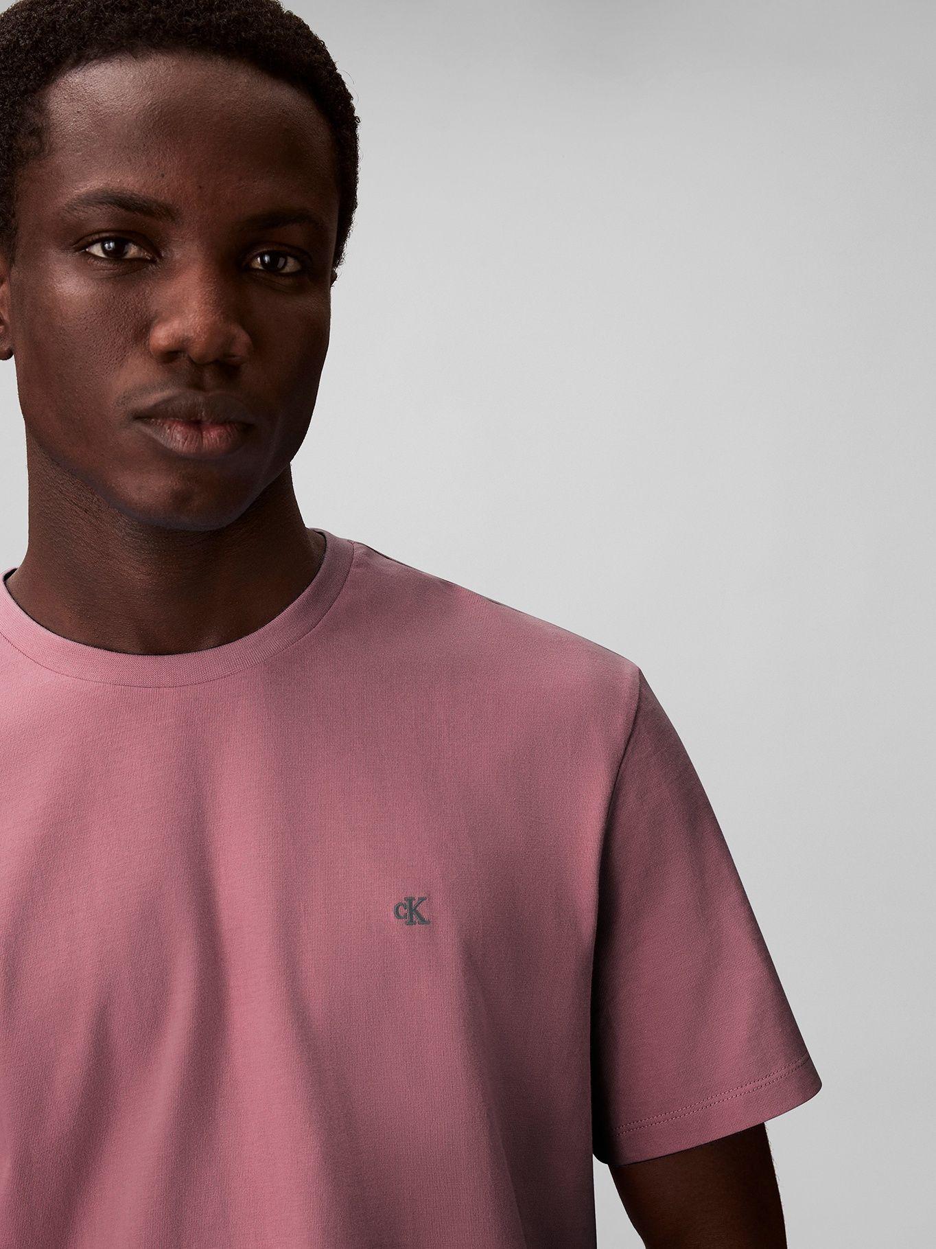 Polera Clásica con Monograma Rosado Calvin Klein-3