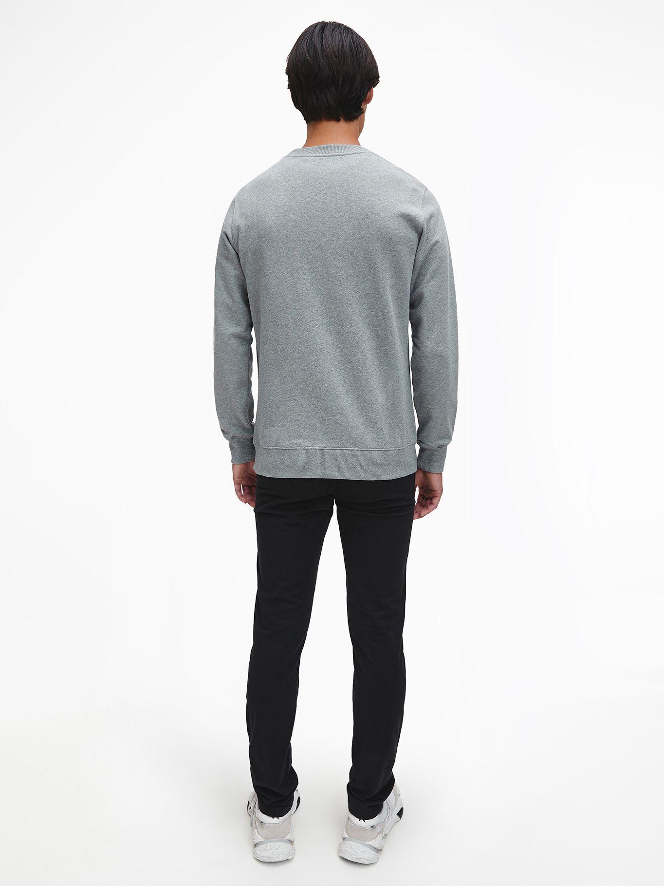 Polerón Core Institutional Gris Calvin Klein-2