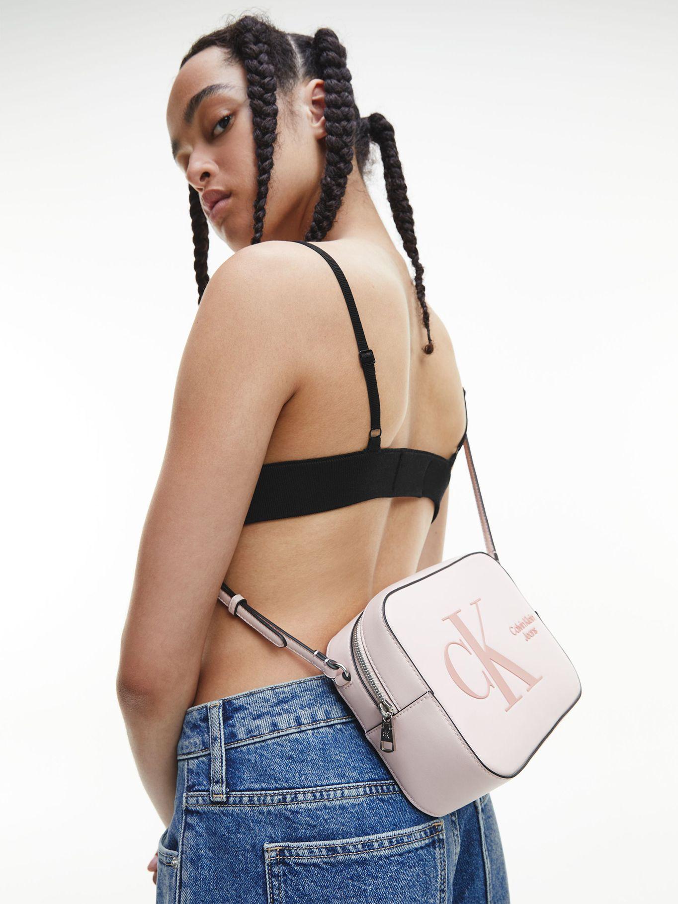 Bandolera Sculpted Rosa TFT Calvin Klein-3