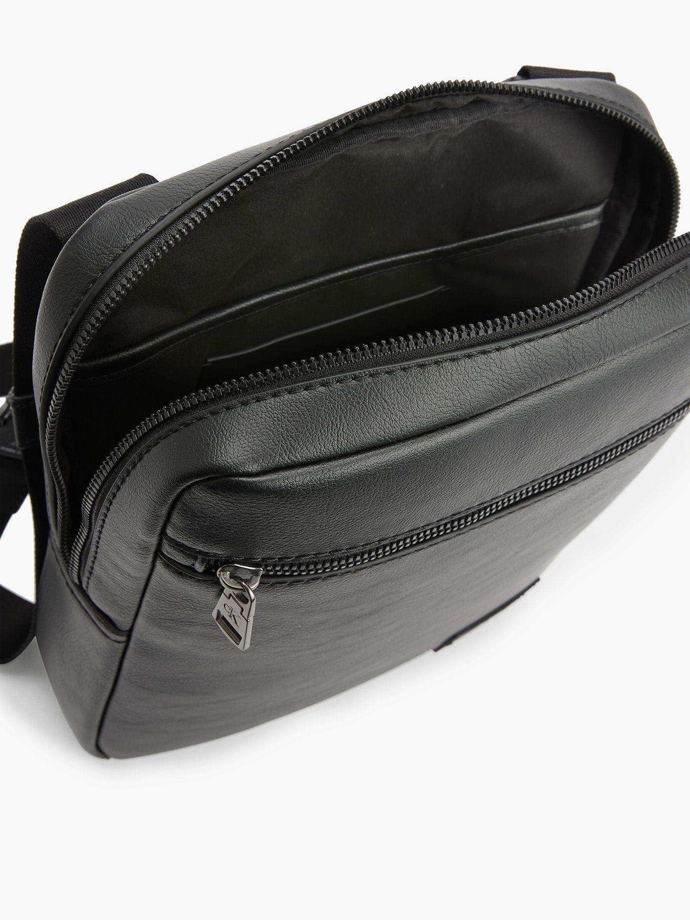 Cartera Tagged Reporter Negro 771 Calvin Klein-2