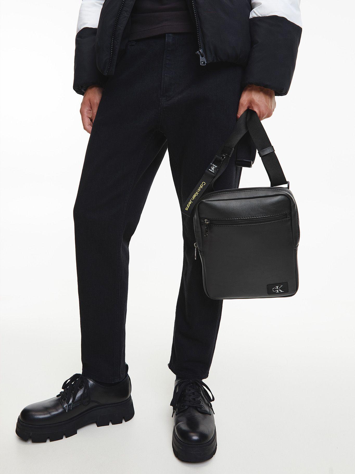 Cartera Tagged Reporter Negro 771 Calvin Klein-3