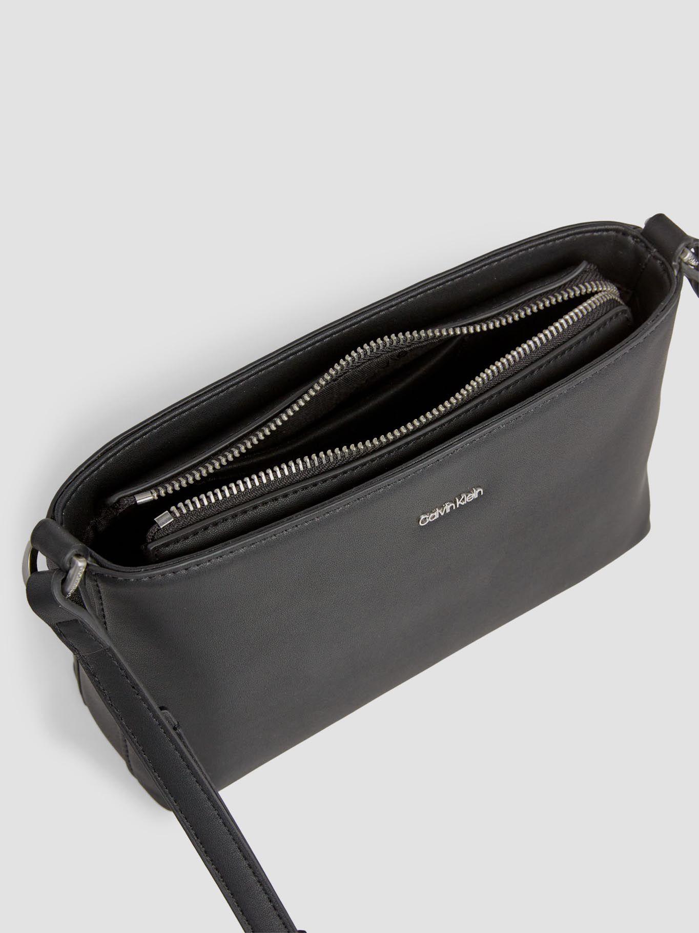 Cartera Xbody Ck Must Md Negro-2