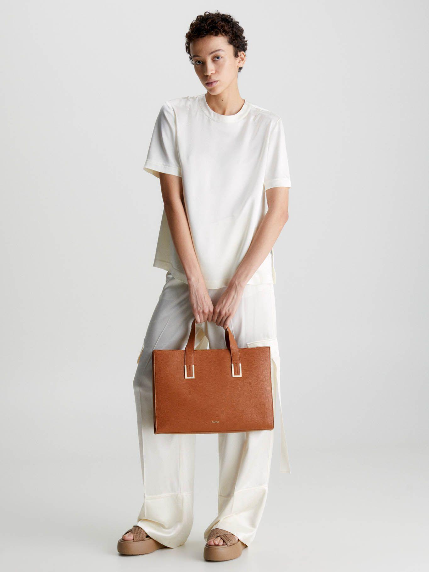Bolso tote grande reciclado Café Calvin Klein-2