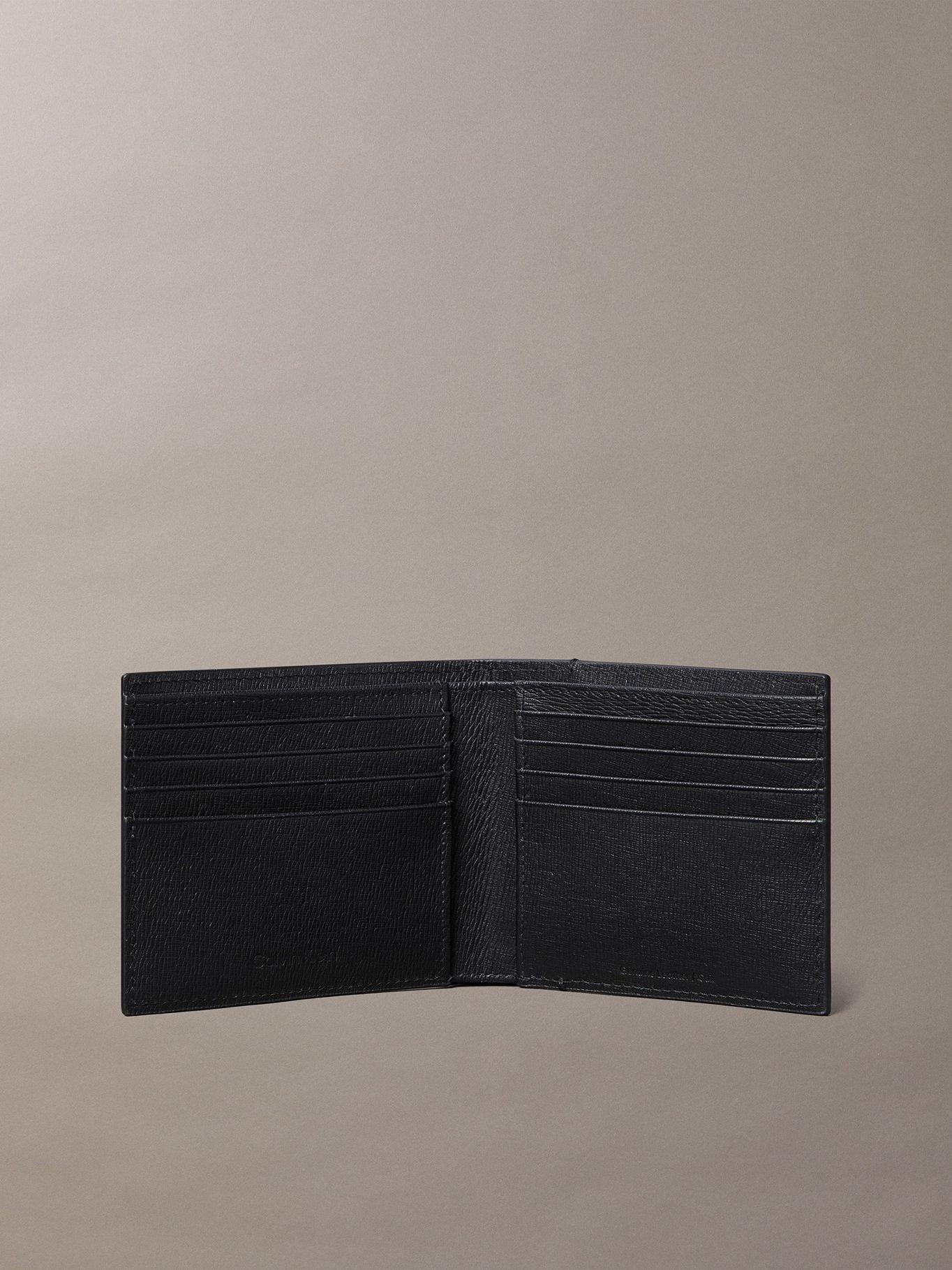 Billetera Plegada de Cuero Saffiano Negro Calvin Klein-2