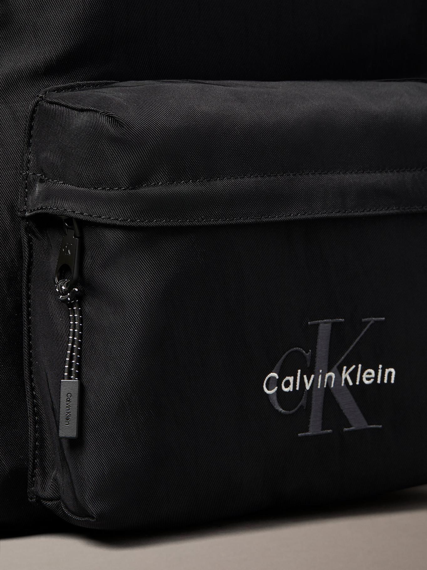 Mochila Redonda Bold Negro Calvin Klein-3