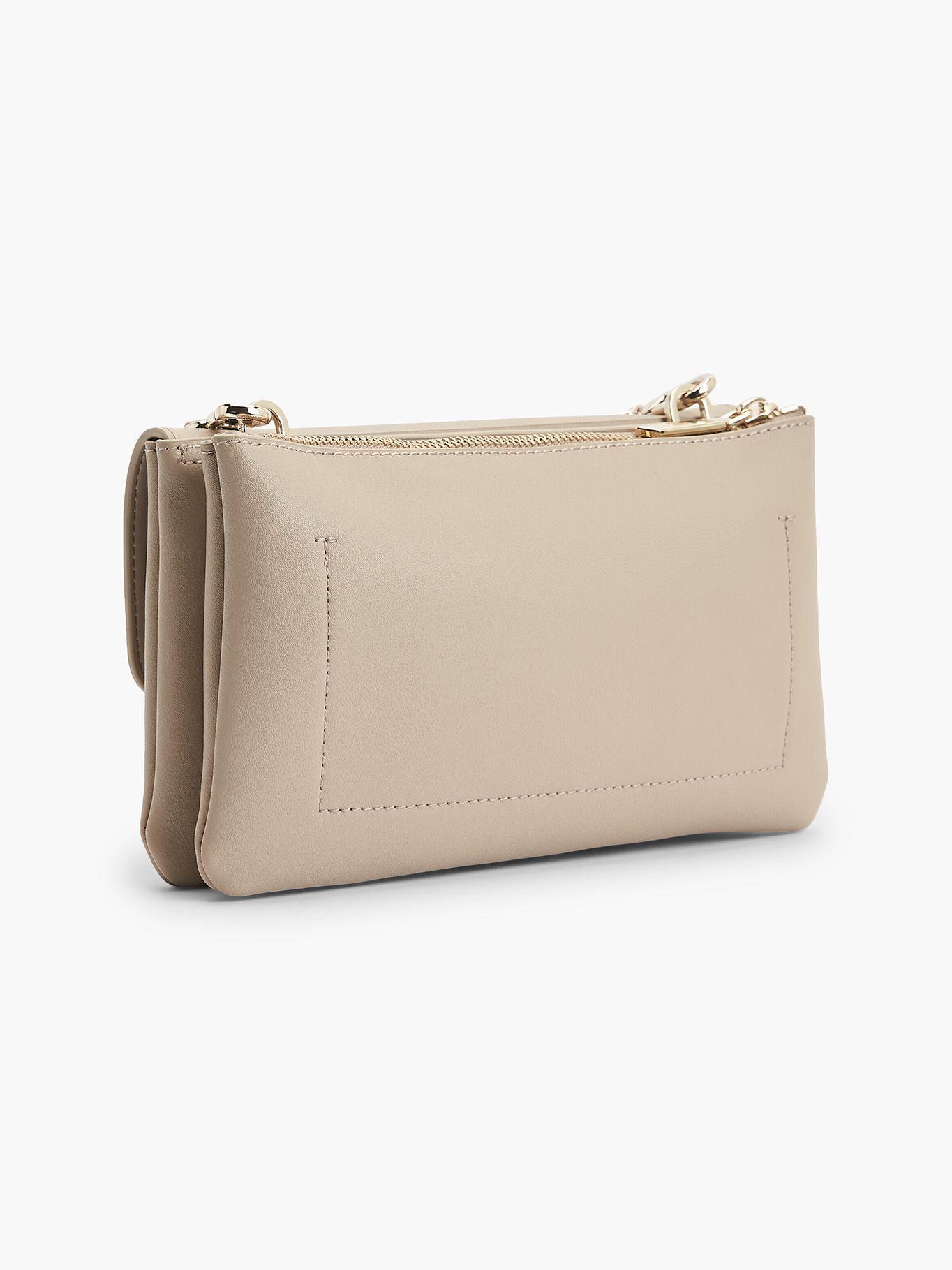 Cartera Xbody Re-Lock Flap Beige Calvin Klein-1