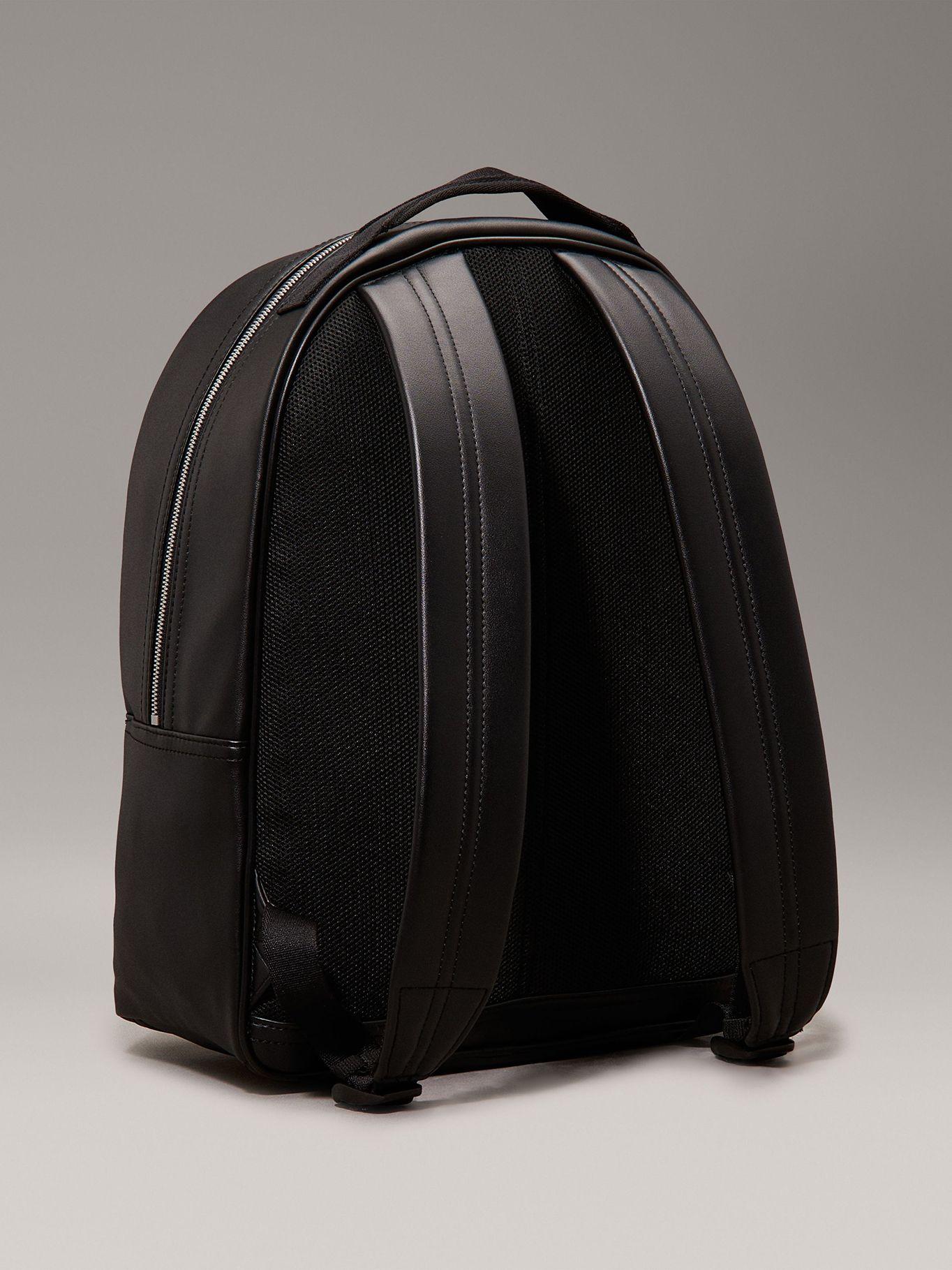 Mochilas Monogram Soft Negro Calvin Klein-4
