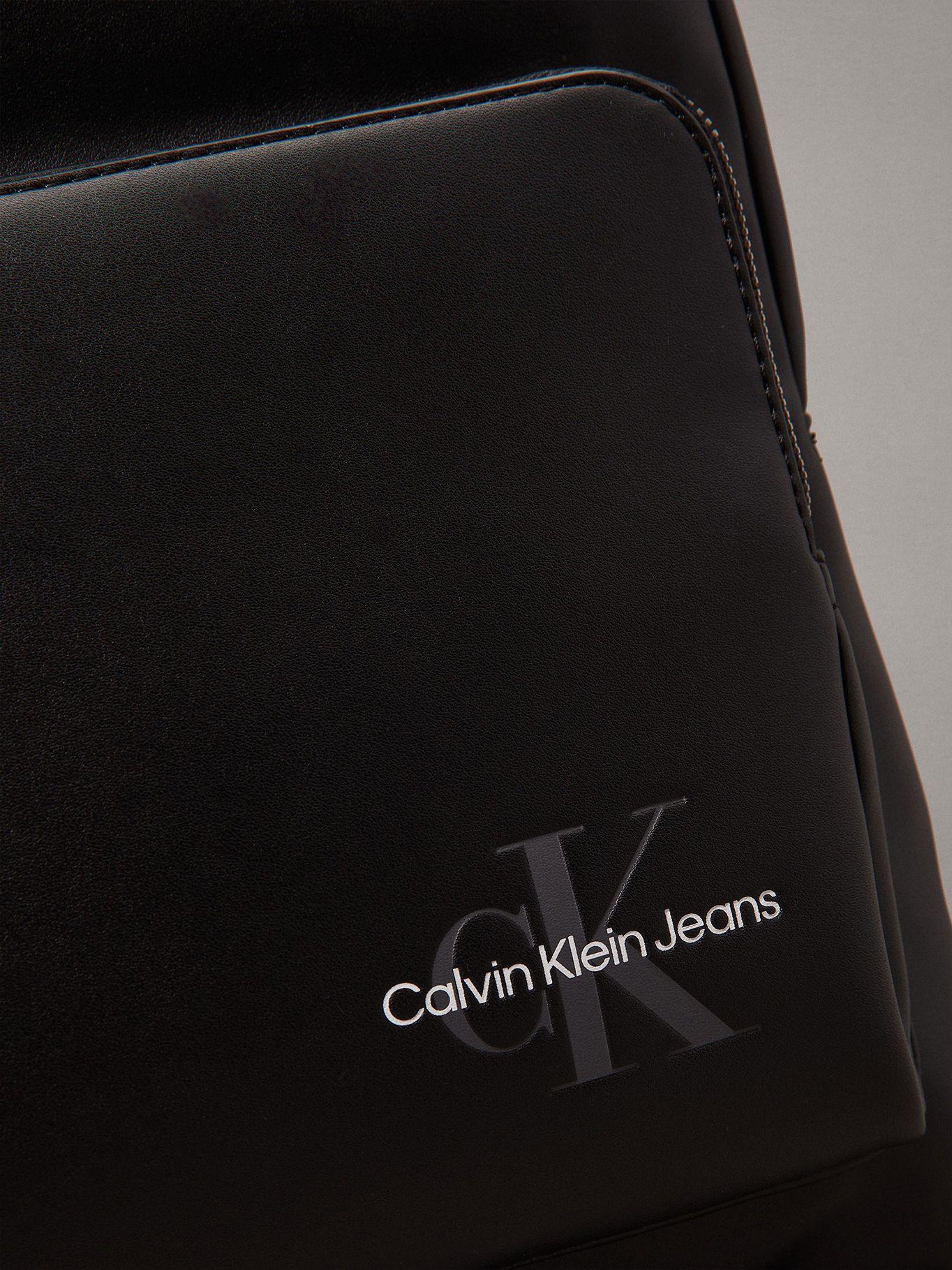 Mochilas Monogram Soft Negro Calvin Klein-5