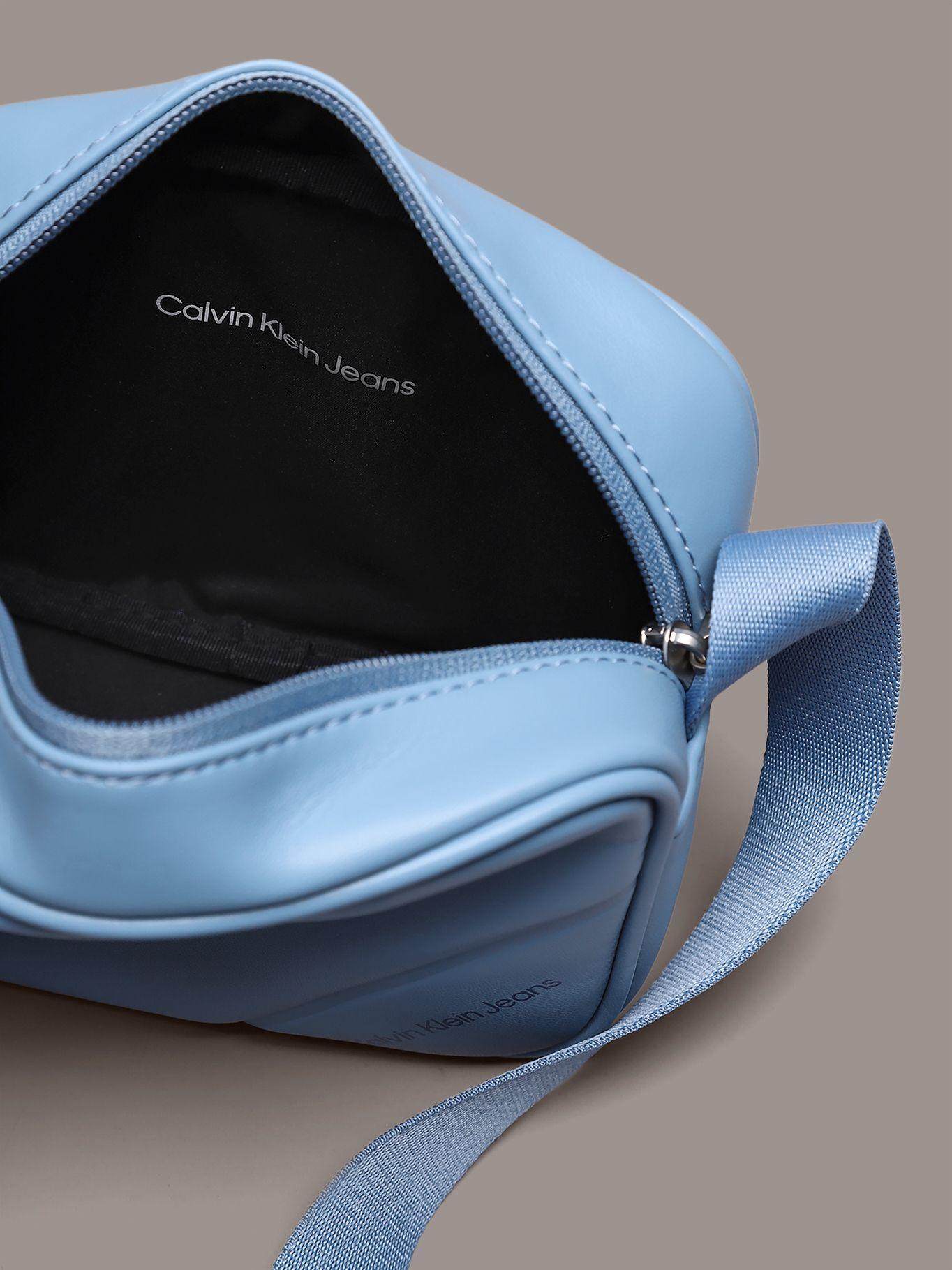 Bandolera Quilted Azul Calvin Klein-3