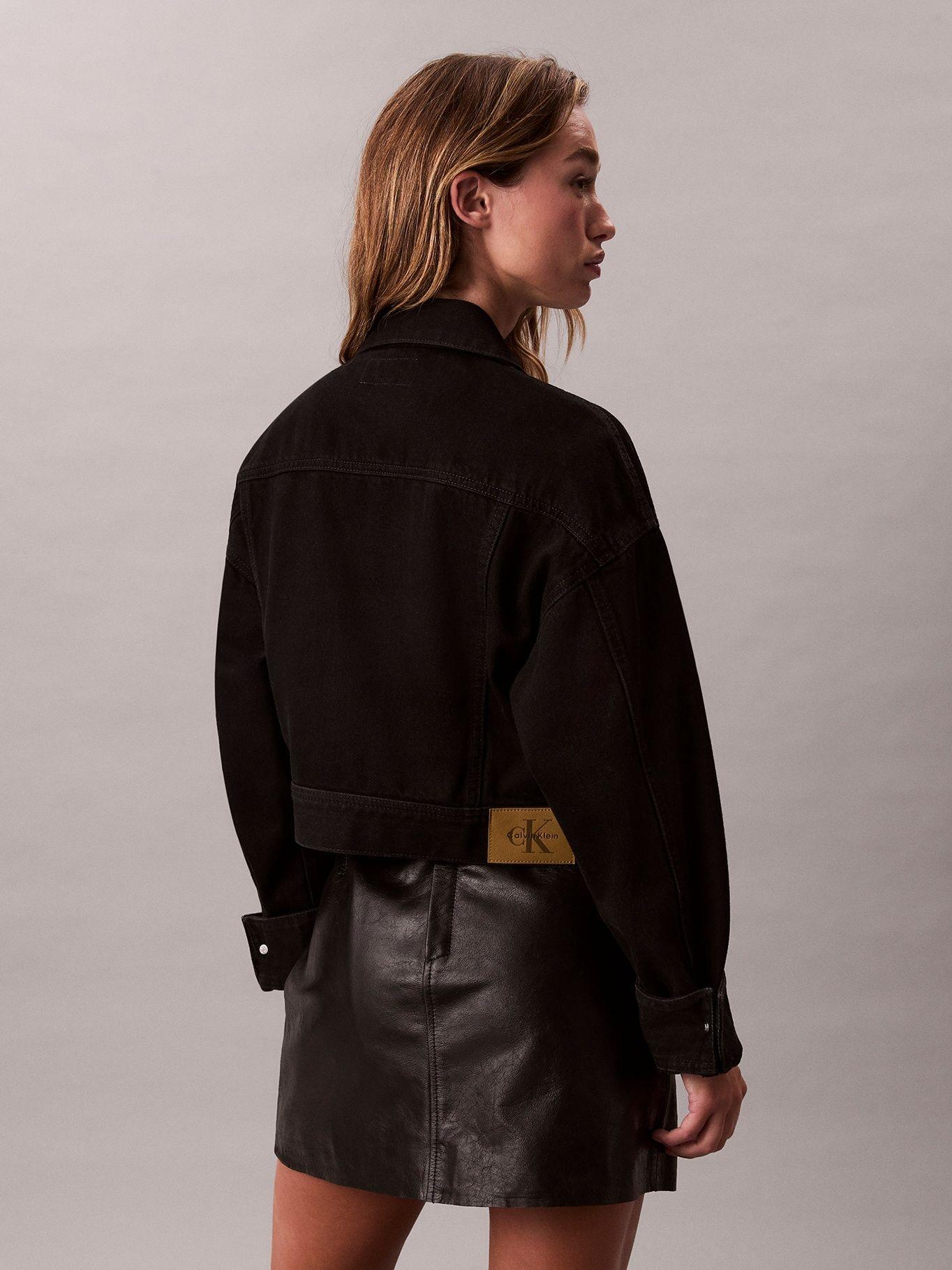 Chaqueta Cropped Denim Negro Calvin Klein-2