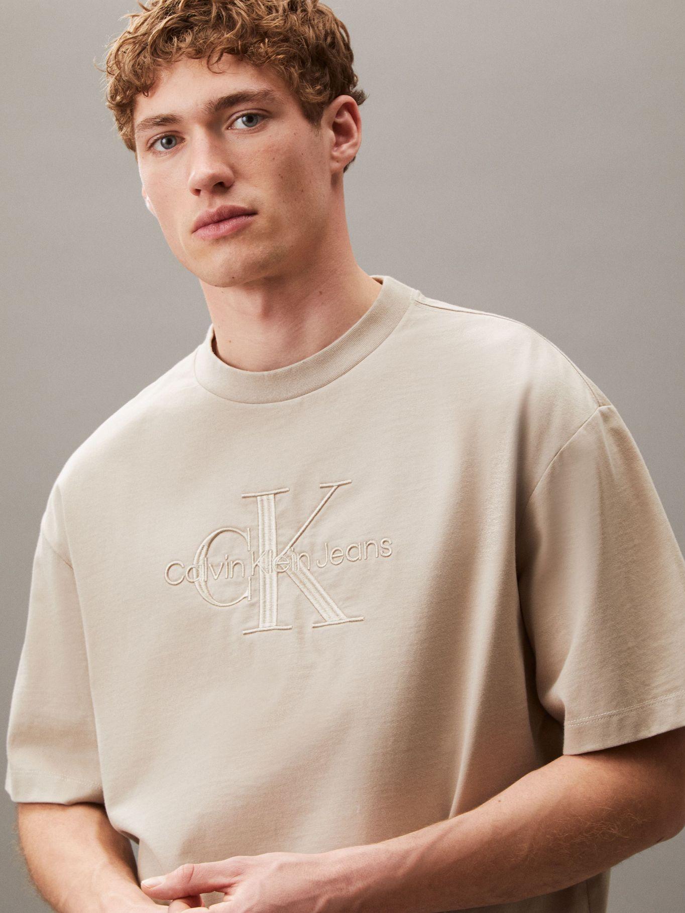 Polera con Logotipo Hero Beige Calvin Klein-3