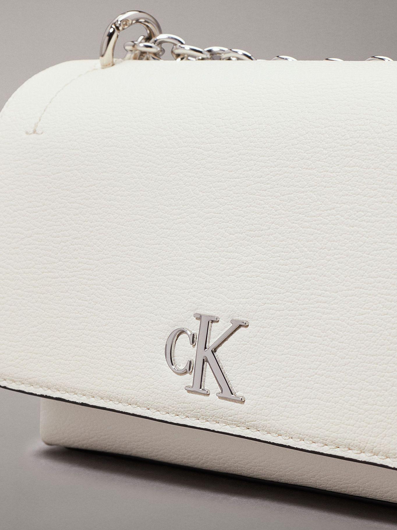 Cartera Minimal Monogram Blanco Calvin Klein-2