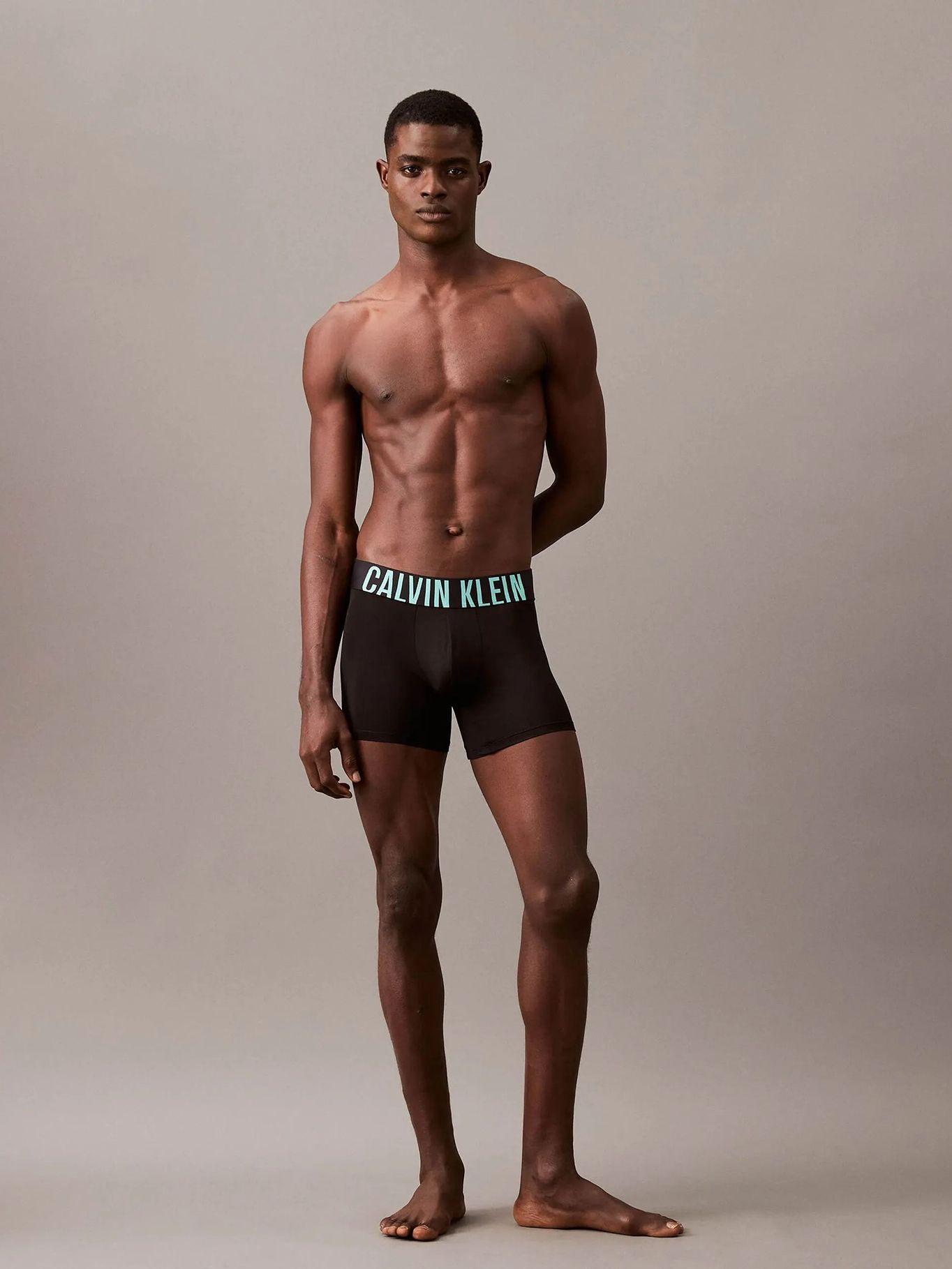 Pack 3 Bóxers Brief Intense Power 002 Negro Calvin Klein-2