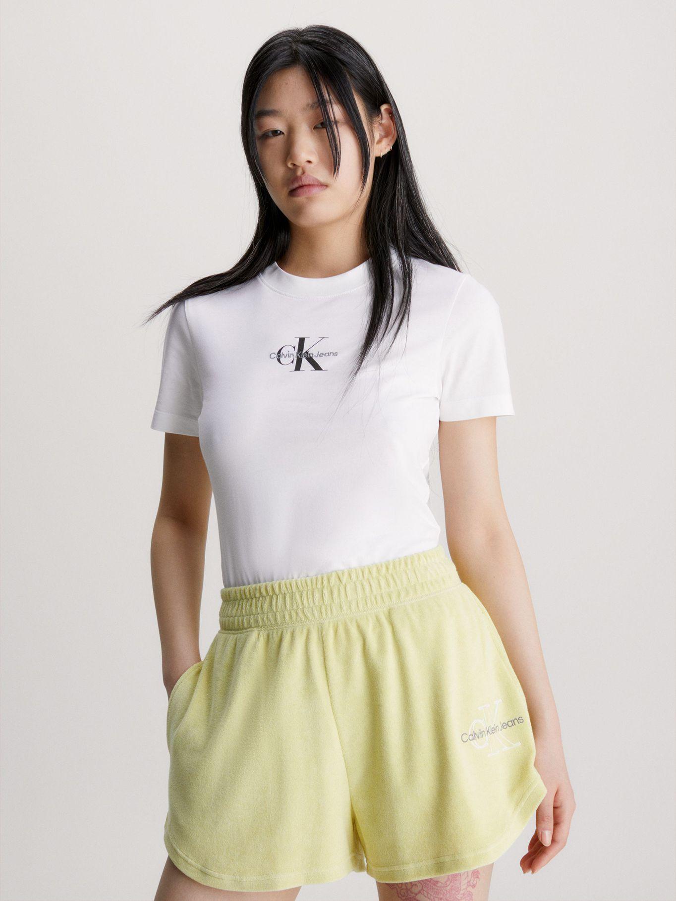 Polera Monologo Slim Fit Blanco YAF-0