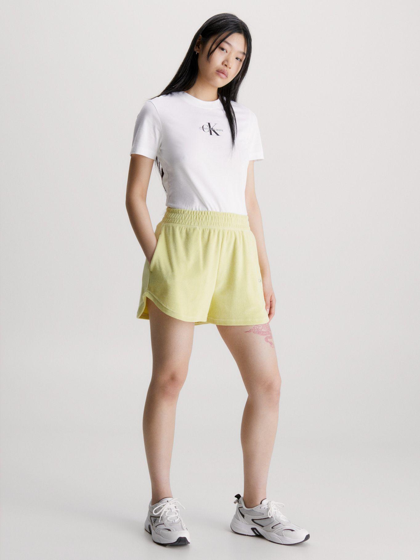 Polera Monologo Slim Fit Blanco YAF-1