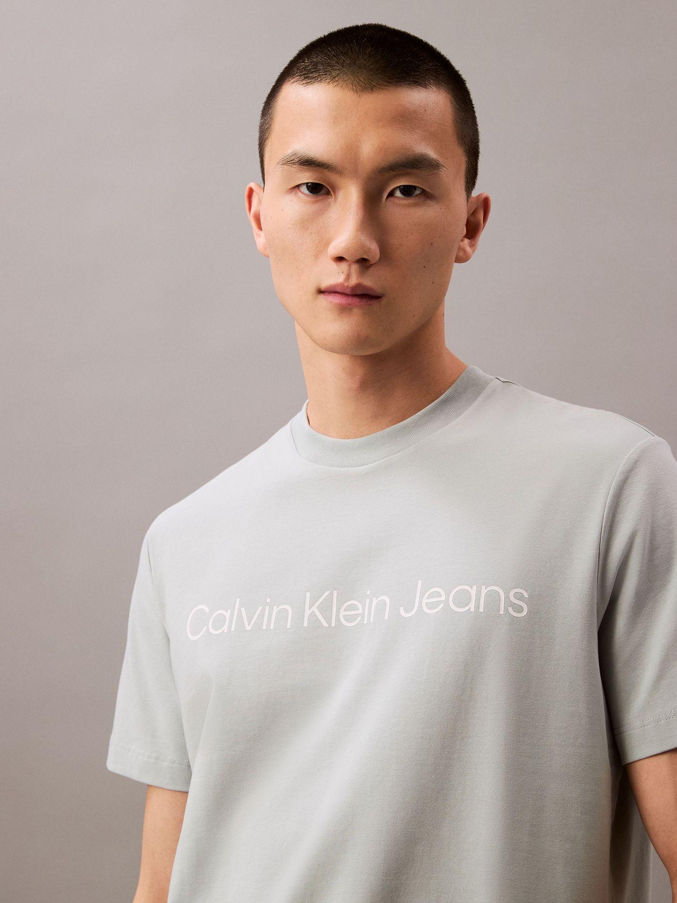 Polera Regular con Logotipo Gris Calvin Klein-3