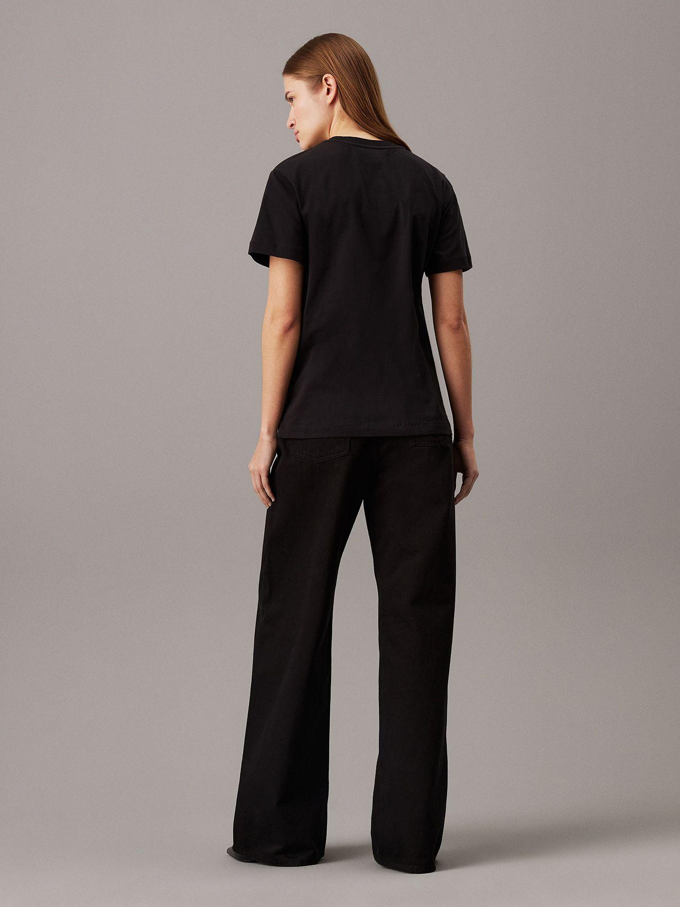 Polera Nano Logo Regular Negro Calvin Klein-2
